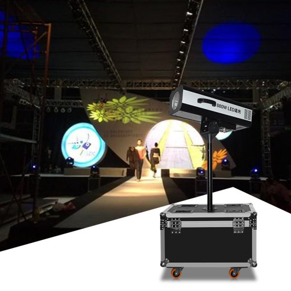 880w-dmx-high-power-double-zoom-led-follow-spot-light-with-flight-case_0.jpg