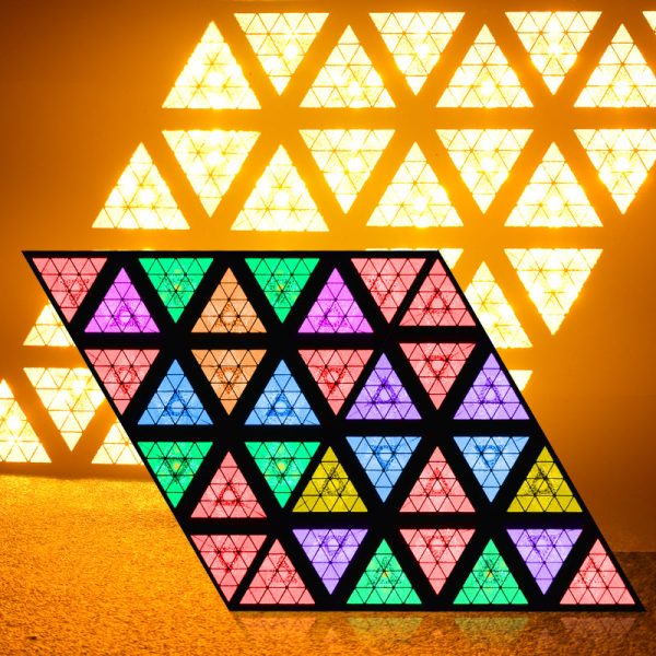 foco-led-retro-triangular-16x30w_2.jpg
