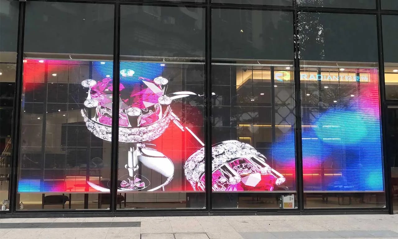 LED-transparent-screen-4