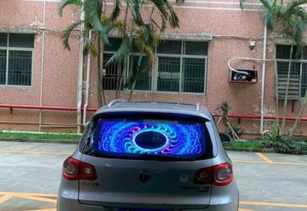 car-rear-window-digital-screen.jpg